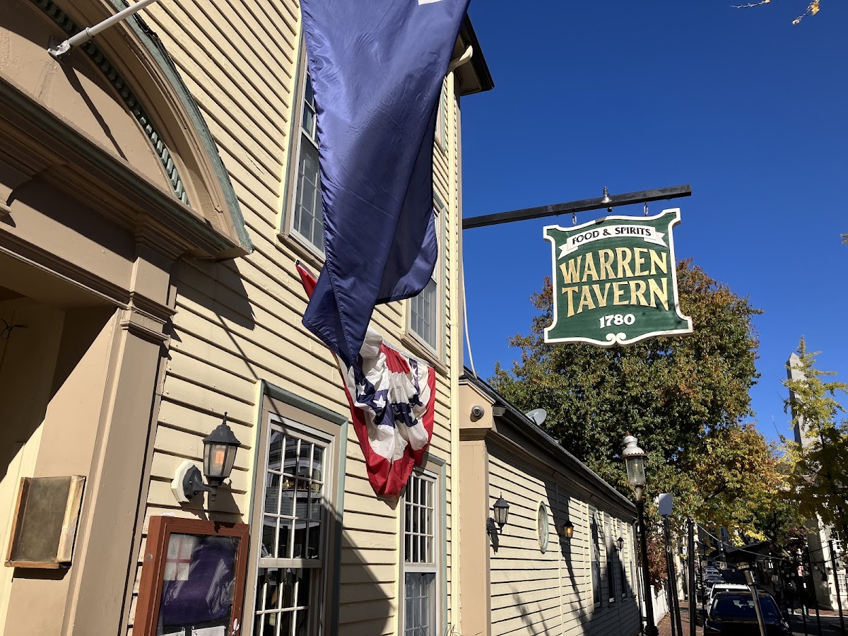 Warren Tavern